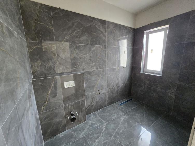 Duplex cu 4 camere cu Canalizare în Sânandrei