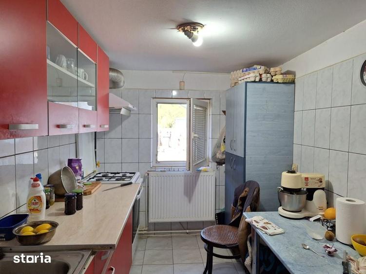Casa 6 camere Frumusani 1000 mp teren DN4 2 centrale gaz 2 bucatarii - 18