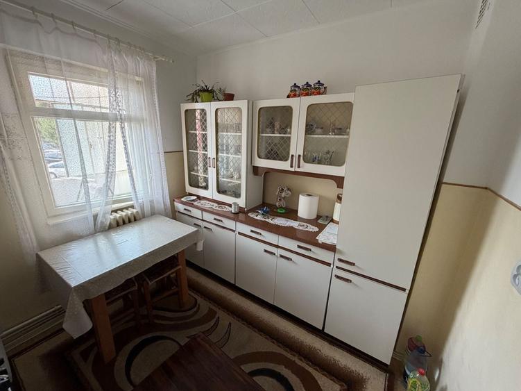 Apartament cu 2 camere în Cetate