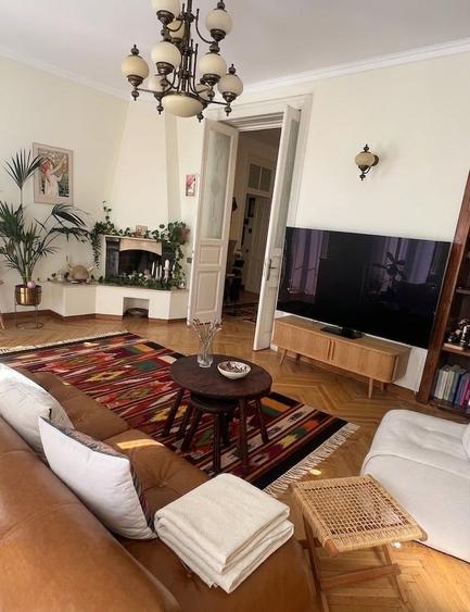 Apartament cu 3 camere decomandat în Cișmigiu