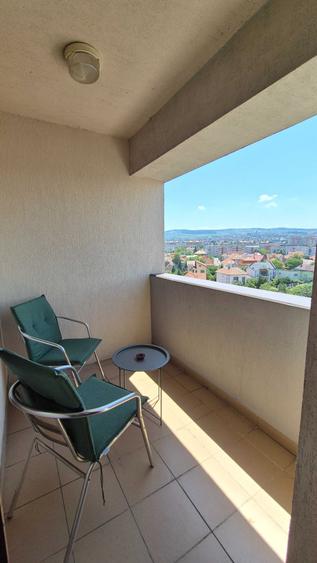 Apartament cu 2 camere semidecomandat în Dosu Bricii