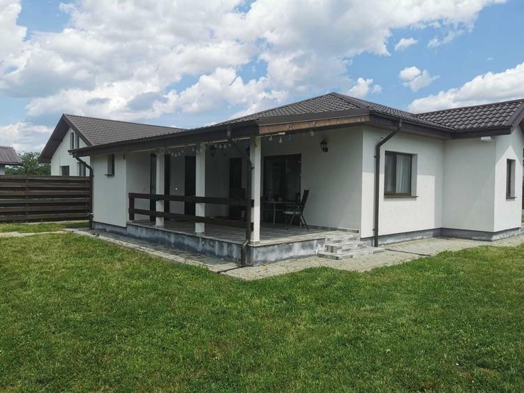 Casă cu 4 camere în Dârza