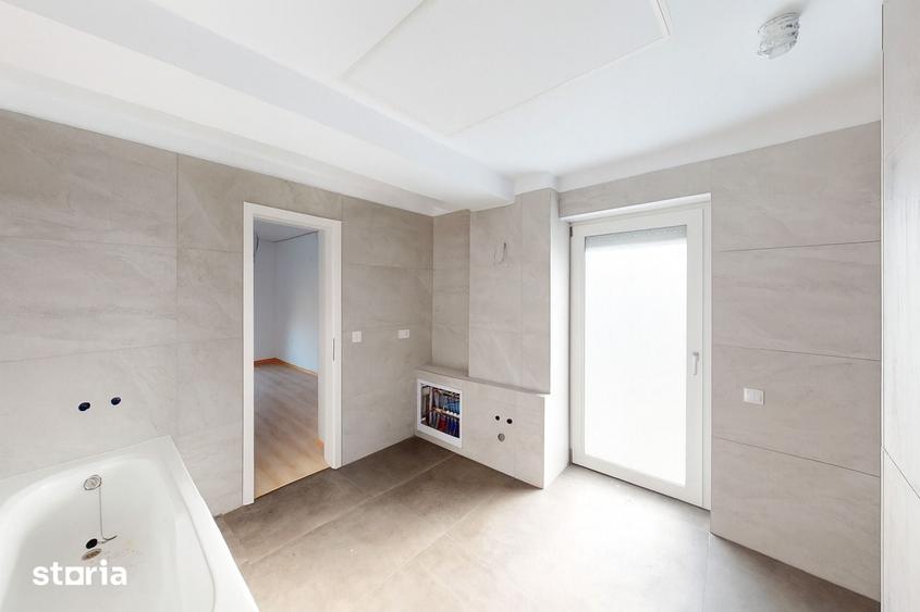 Apartament cu 4 camere în Sud