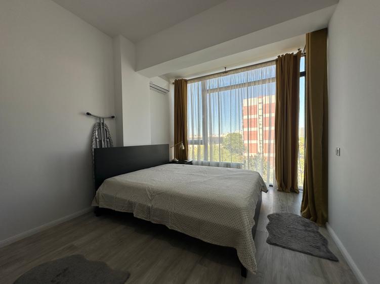 Apartament cu 2 camere semidecomandat în 13 Septembrie