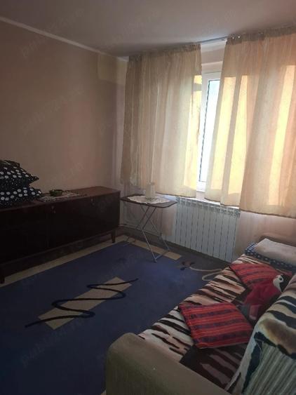 Apartament cu 2 camere semidecomandat în Micro 19