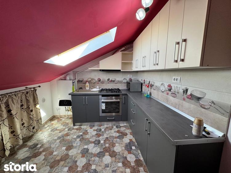 Apartament cu 3 camere, mobilat în Central