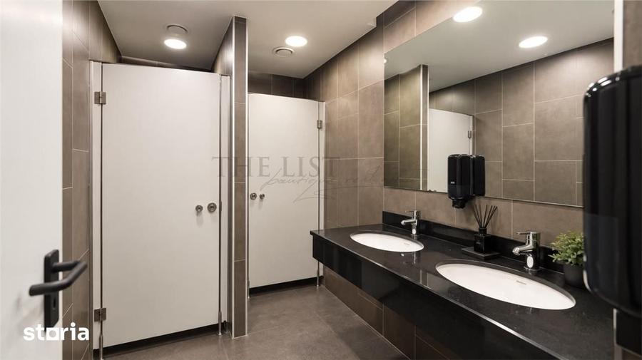 Spațiu comercial, de 370 mp, în Central