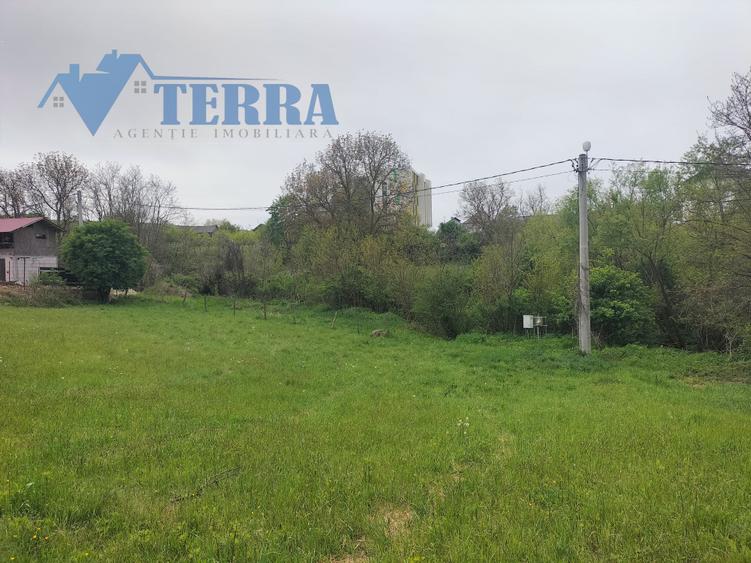 Teren Construcții intravilan de 1020 mp, în Nord