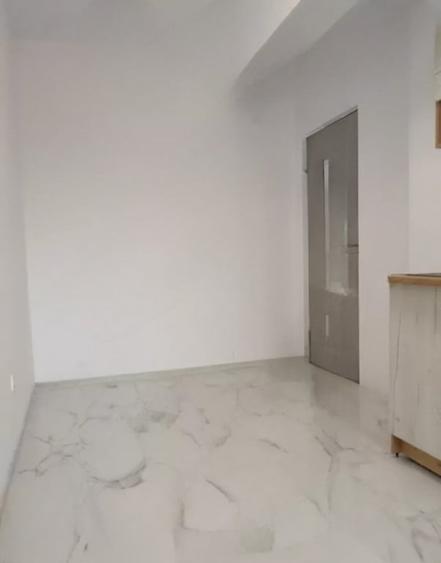 Garsonieră decomandată în Florești