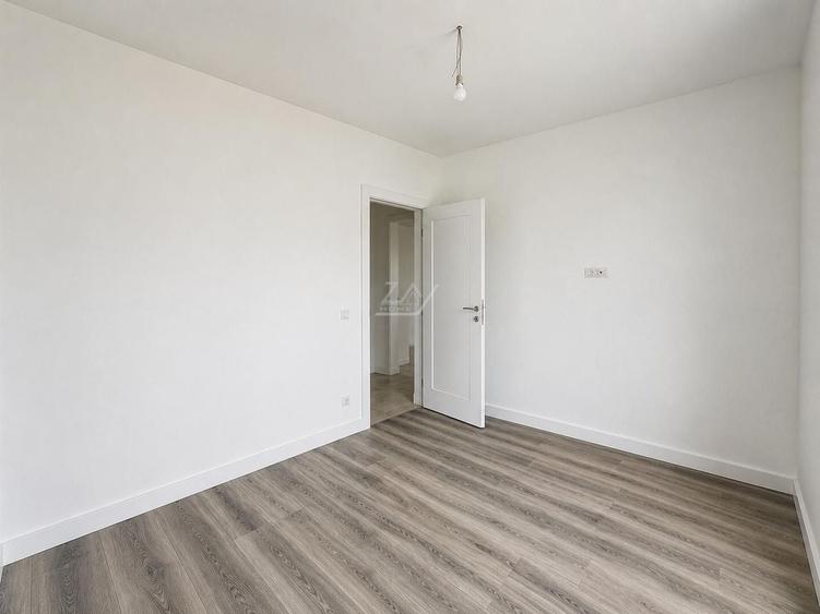 Bloc nou. Apartament cu 3 camere spations. 2 Bai. Etaj 1 - 5