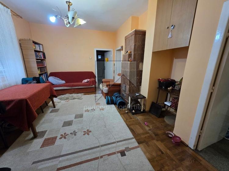 Casă individuală cu 5 camere cu Canalizare în Doamna Ghica
