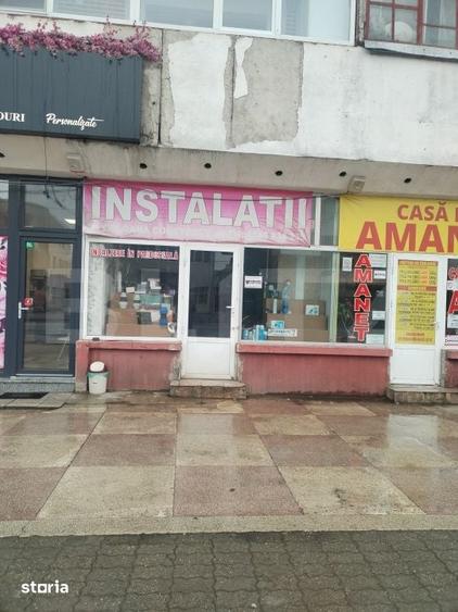 Spațiu comercial, de 60 mp, în Central