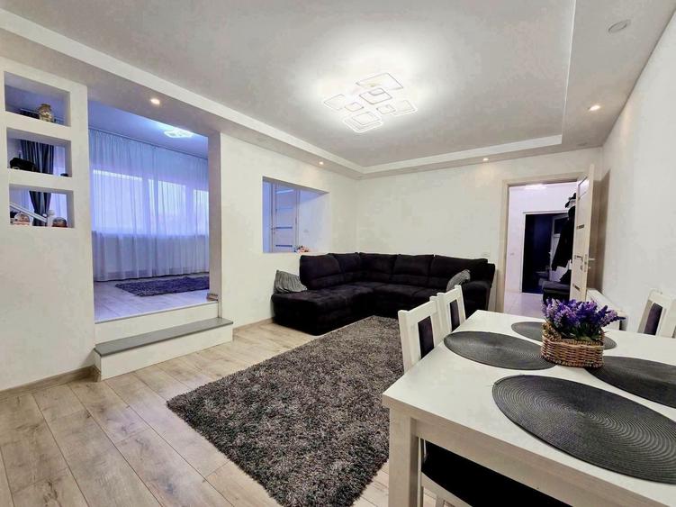 Duplex cu 6 camere cu Canalizare în Dobroești
