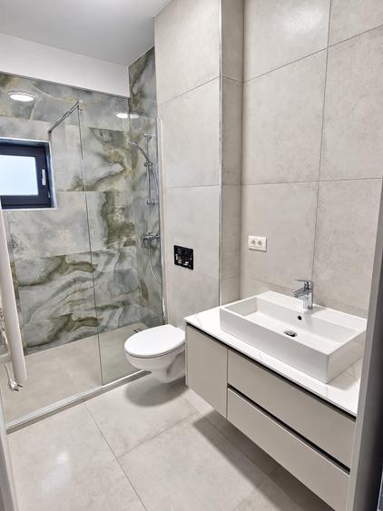 Apartament cu 3 camere, mobilat în Universitate