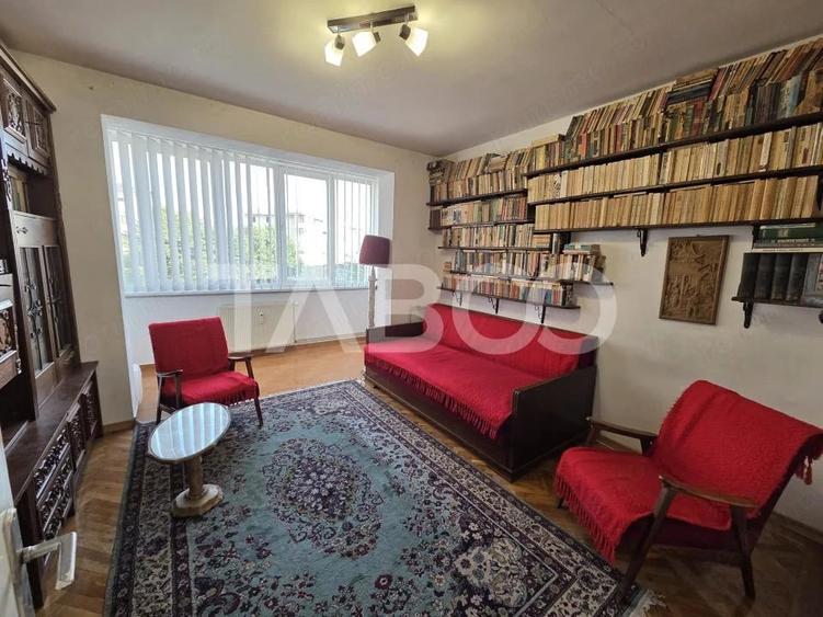 Apartament cu 2 camere decomandat în Central