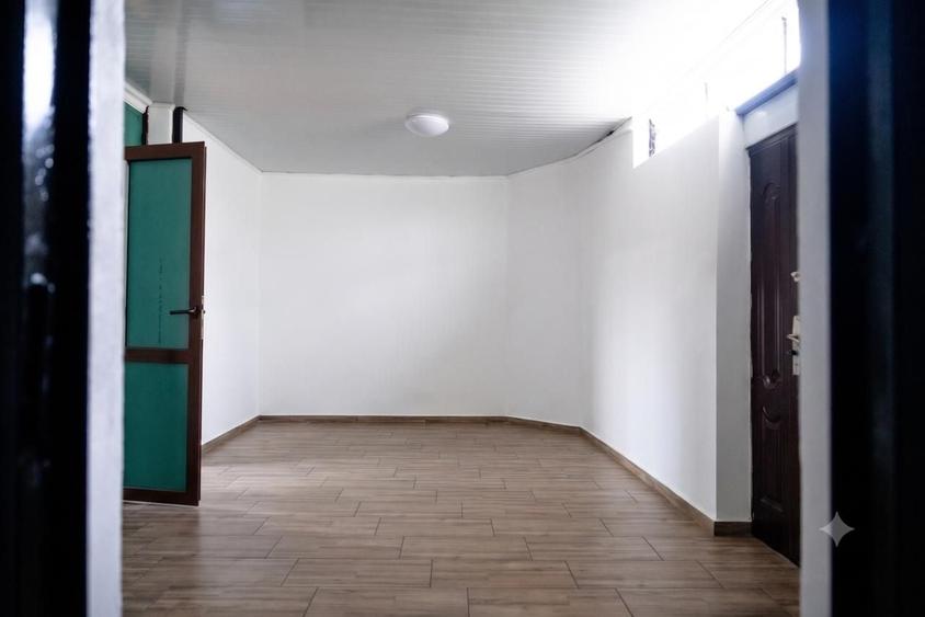 Spațiu comercial, de 200 mp, în Central
