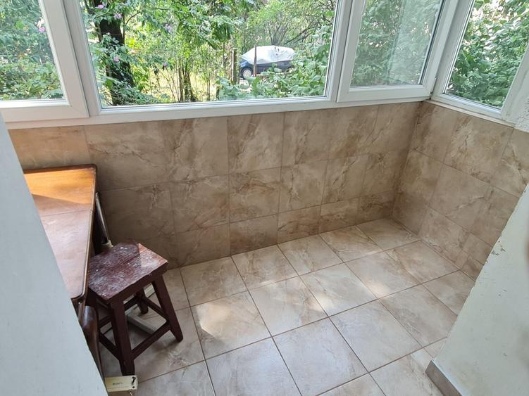 Apartament cu 2 camere decomandat, mobilat în Barbu Văcărescu