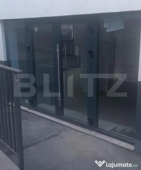 Spațiu comercial, de 96 mp, în Central