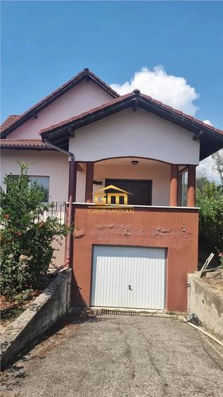 Casă cu Teren 1011 Mp în Coasta (Păușești-Măglași)