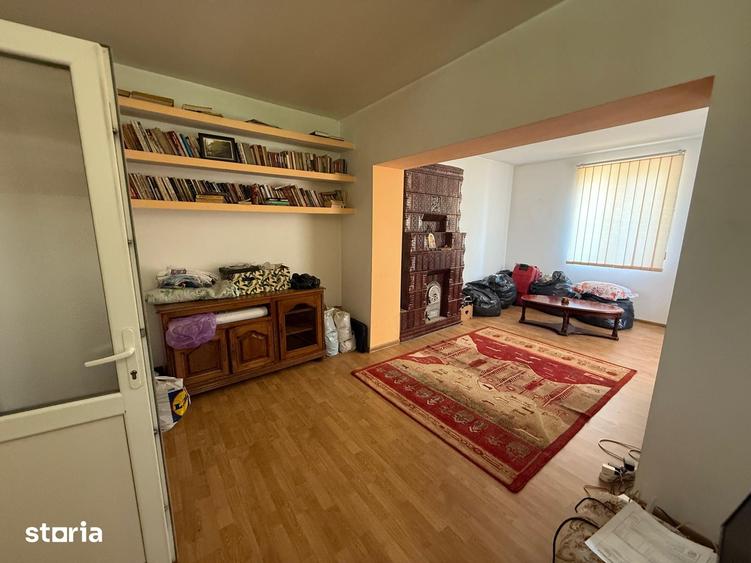 Casă cu 3 camere cu Teren 3753 Mp în Cornățelu