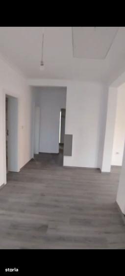 Casă cu 3 camere cu Teren 344 Mp în Aradul Nou