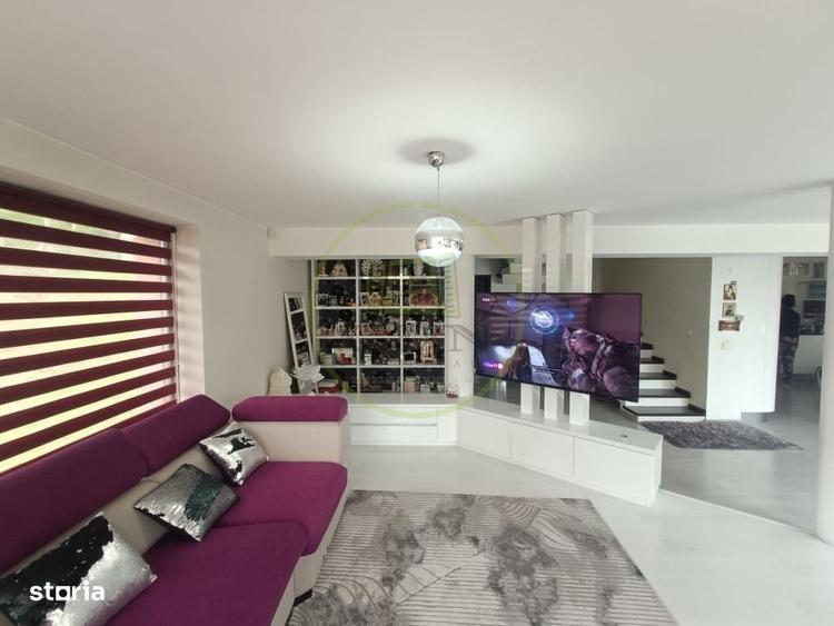 Casă cu 4 camere cu Teren 1600 Mp în Central