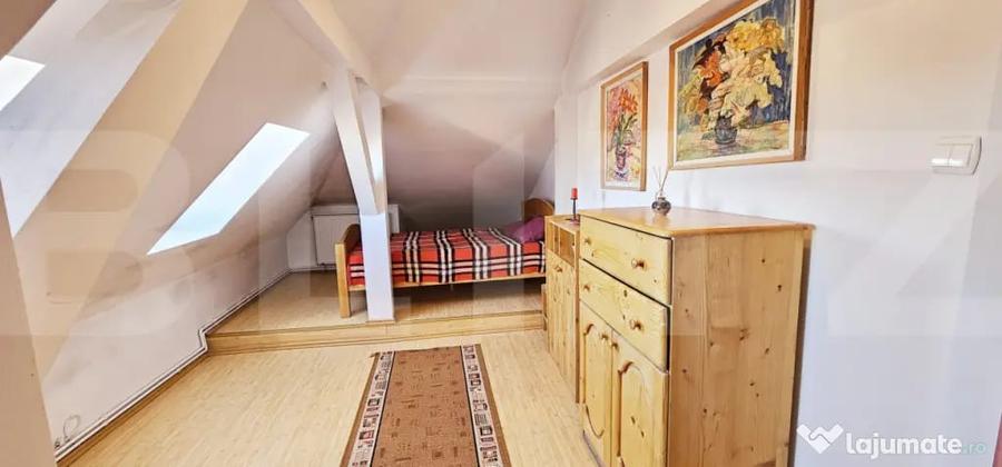 Apartament cu 3 camere semidecomandat în Central