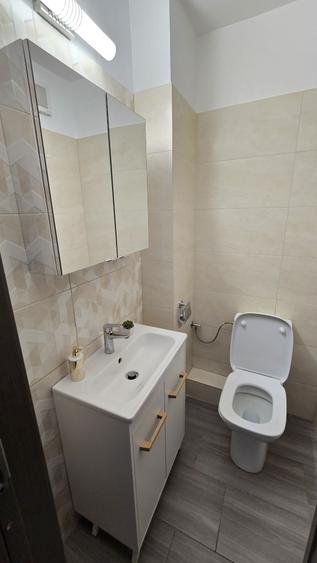 Apartament cu 3 camere decomandat în Găvana