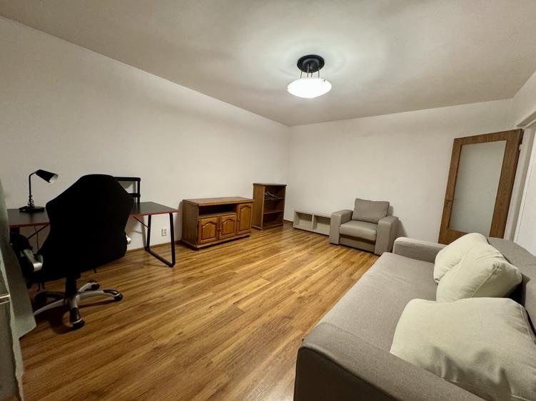 Apartament cu 2 camere decomandat, mobilat în Timpuri Noi