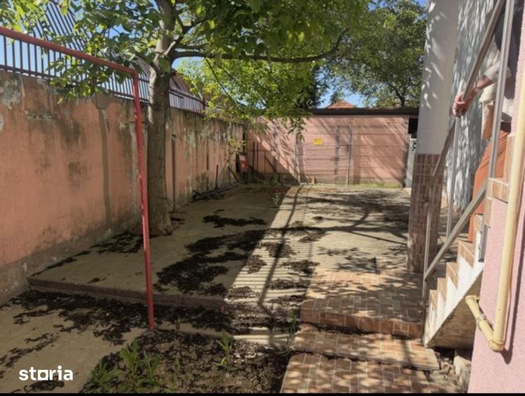 Casă cu Teren 517 Mp în Lucian Blaga