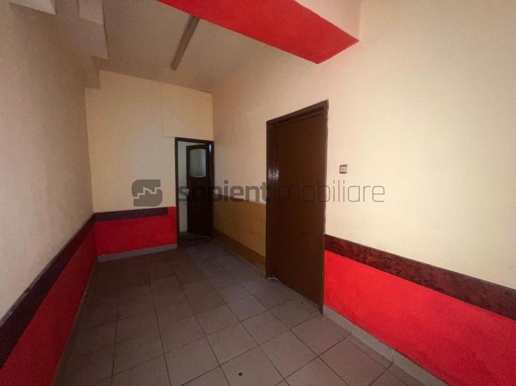 Spațiu comercial, de 210 mp, în Dacia