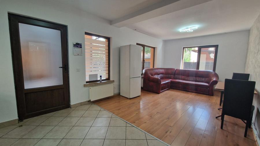 Duplex cu 2 camere cu Canalizare în Tractorul