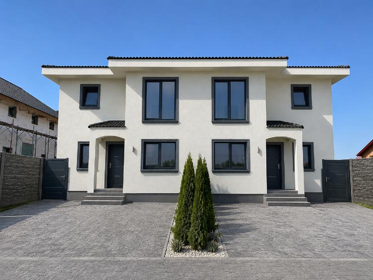 Duplex cu 4 camere cu Teren 350 Mp în Remetea Mare