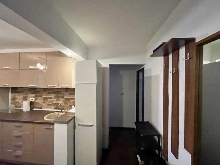 Apartament cu 2 camere decomandat în Aradului