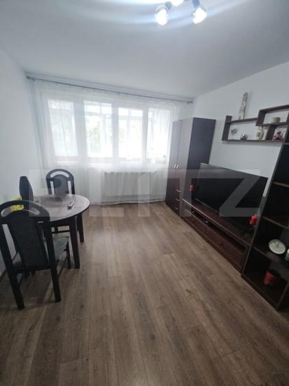 Apartament 2 camere, Tiglina 3,  etaj 2/4, decomandat, mobilat si renovat - 1