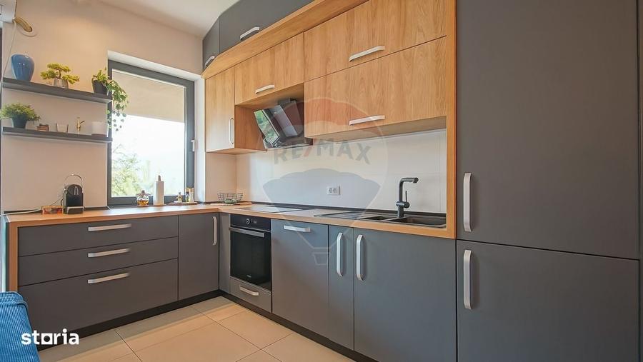 Apartament cu 3 camere în Drumul Poienii