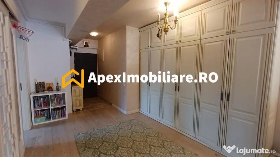 Apartament cu 3 camere semidecomandat în Națiunile Unite