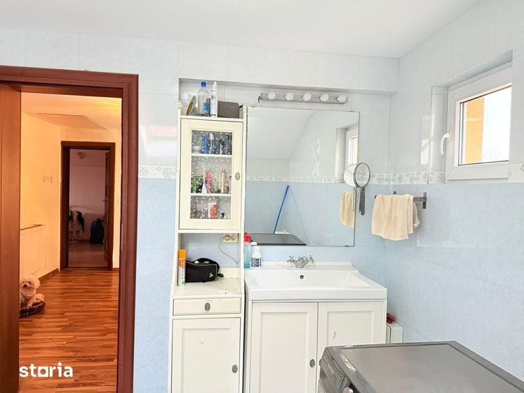 Casă cu 6 camere cu Canalizare în Cornetu