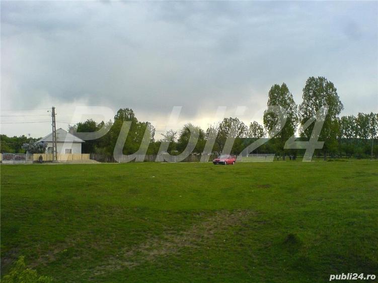 Teren intravilan la 8 km de PITESTI - 1
