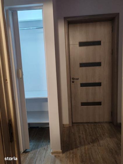 Apartament cu 2 camere decomandat în Calea București