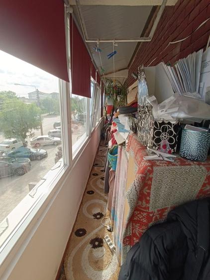 Apartament cu 4 camere decomandat în Sărari