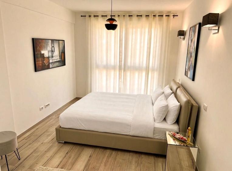 Apartament cu 2 camere semidecomandat în Sisești