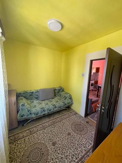 Apartament cu 2 camere semidecomandat, mobilat în Gheorgheni