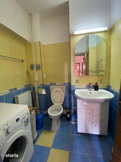 Apartament cu 3 camere, mobilat în Calea București