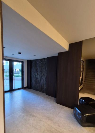 Apartament cu 3 camere semidecomandat în Theodor Pallady