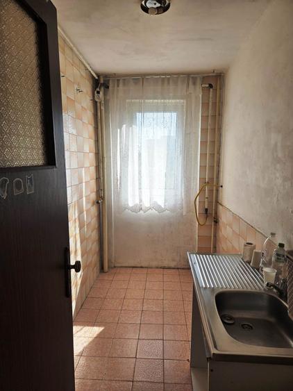 Apartament cu 2 camere decomandat în Drumul Taberei