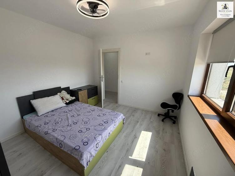 Casă cu 4 camere în Ghionea