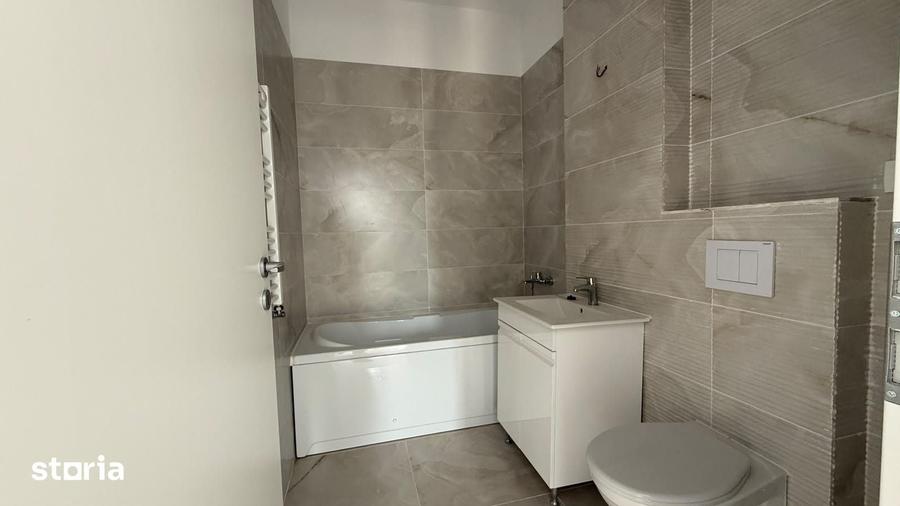 Apartament cu 3 camere în Vitan