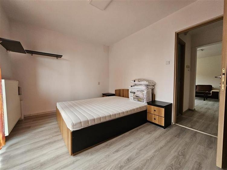 Apartament cu 2 camere semidecomandat în Cornișa