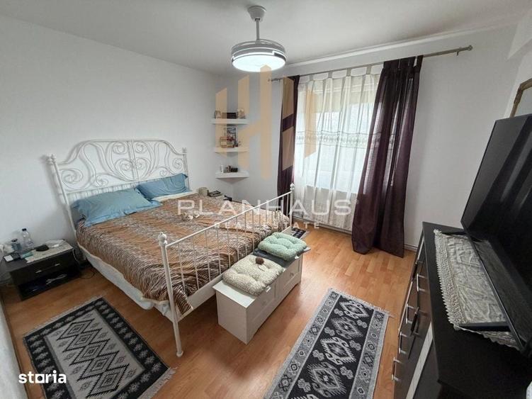 Apartament cu 3 camere în Central — fotografia 3